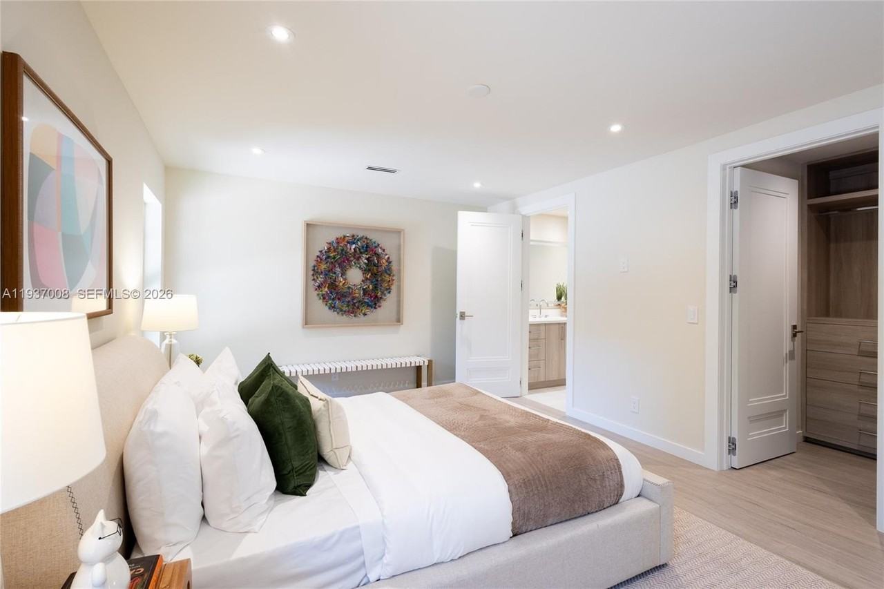 4520 Sabal Palm Rd - Photo 7 of 22