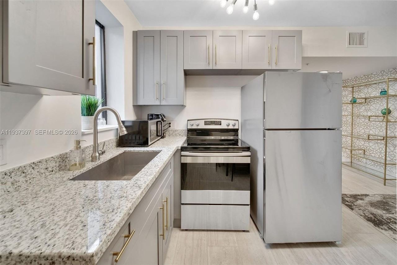 2162 Sw 14th Ter #101 - Photo 4 of 13