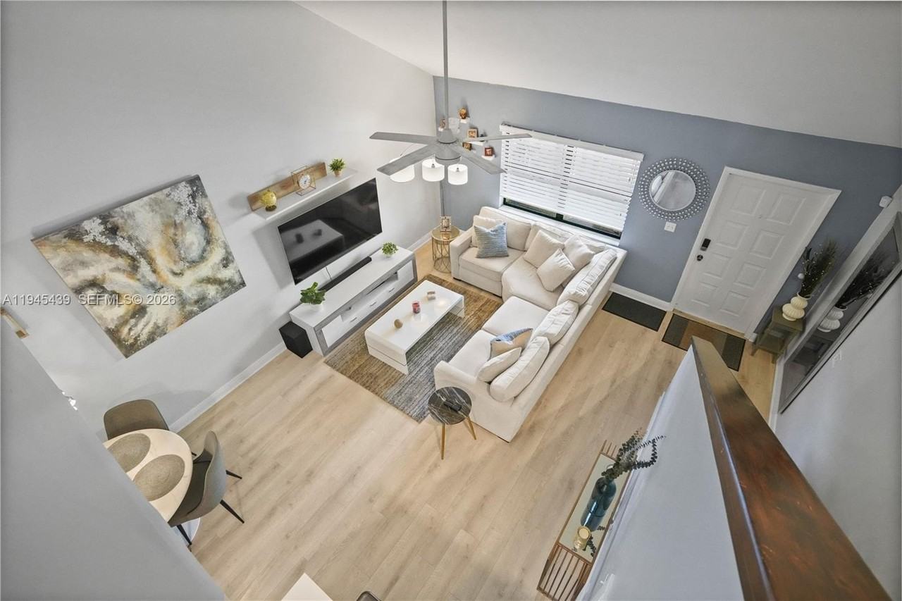 4880 Sw 64th Way #4880 - Photo 6 of 45