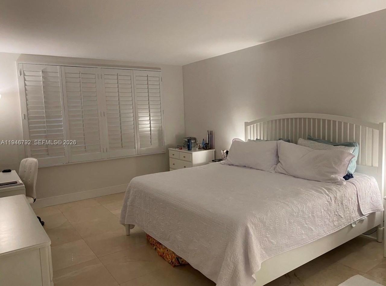 155 Ocean Lane Dr #611 - Photo 5 of 12