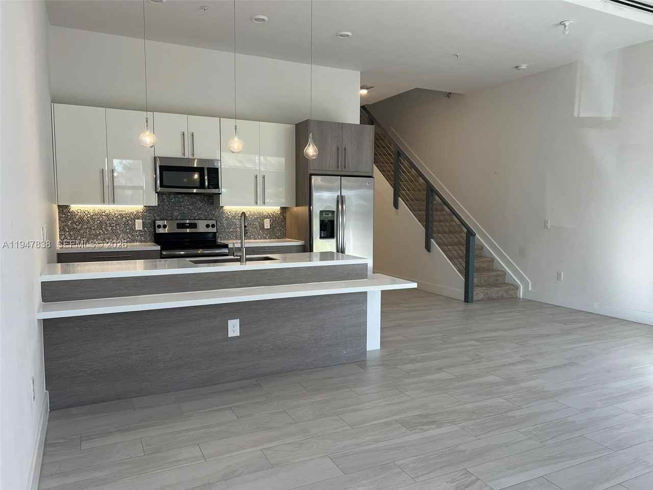 4416 Nw 9th St #4416 - Photo 7 of 50