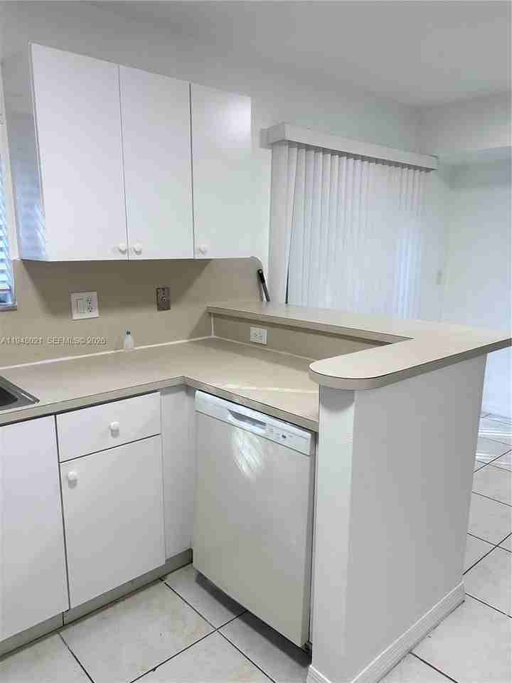 1270 Se 31st Ct #101-35 - Photo 6 of 20