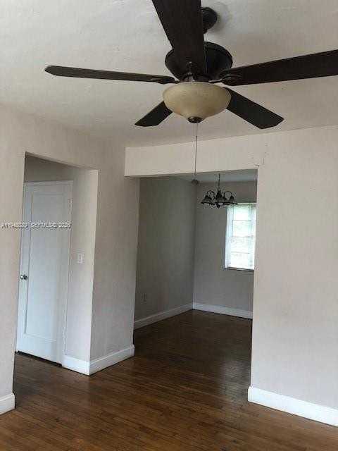 615 Anastasia Ave #3