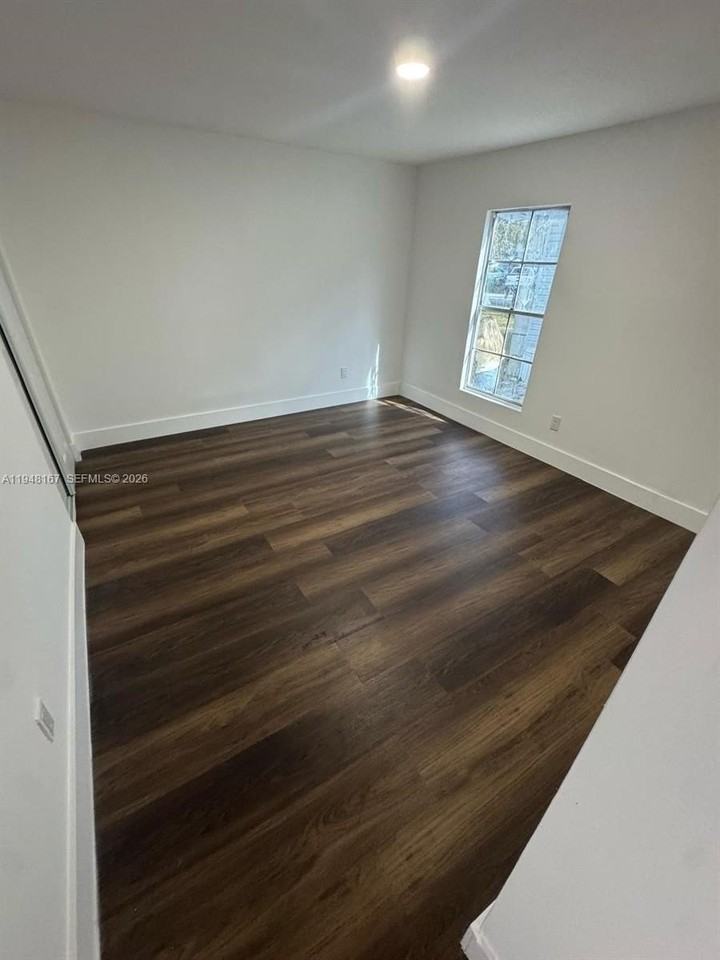 13361 Sw 9th Ct #13361 - Photo 7 of 14