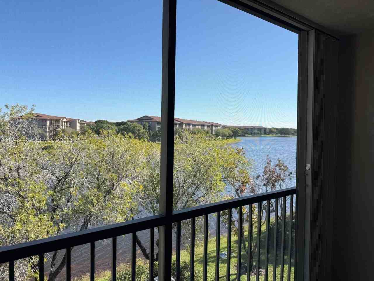 1201 Sw 141st Ave #304J - Photo 5 of 31