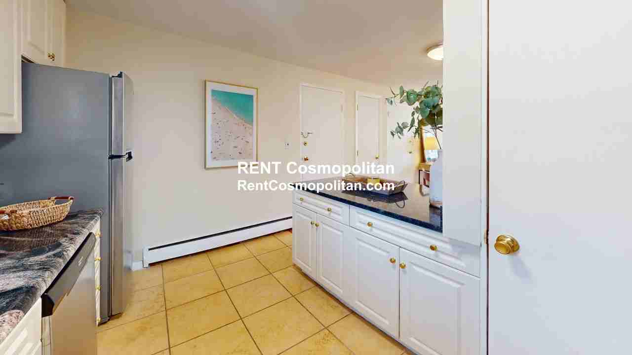 27 Arlington Rd Apt 02 #5 - Photo 5 of 11