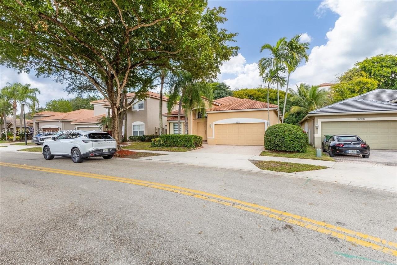 16310 Sapphire Dr #0 - Photo 7 of 44