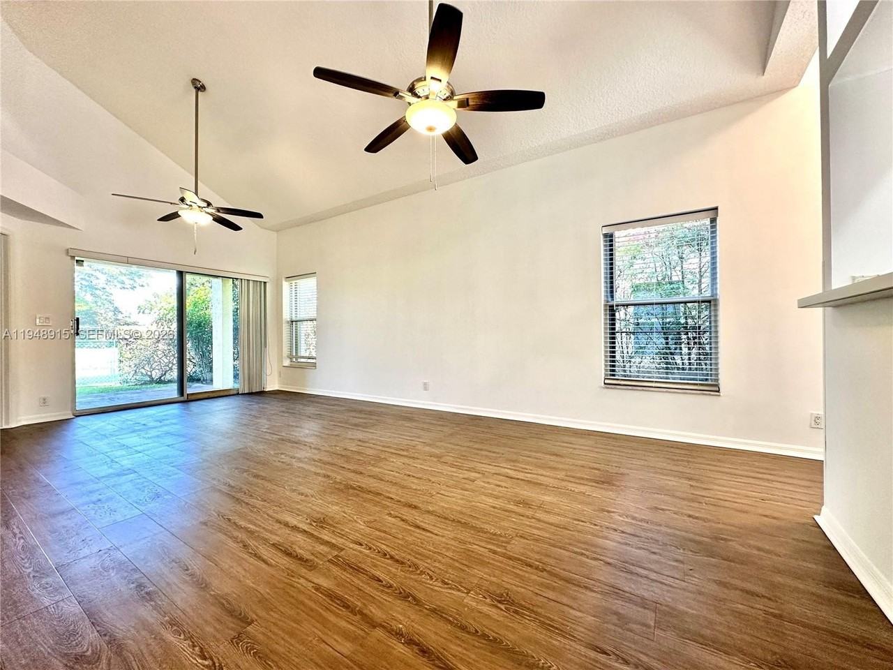 1013 Via Jardin #0 - Photo 4 of 18