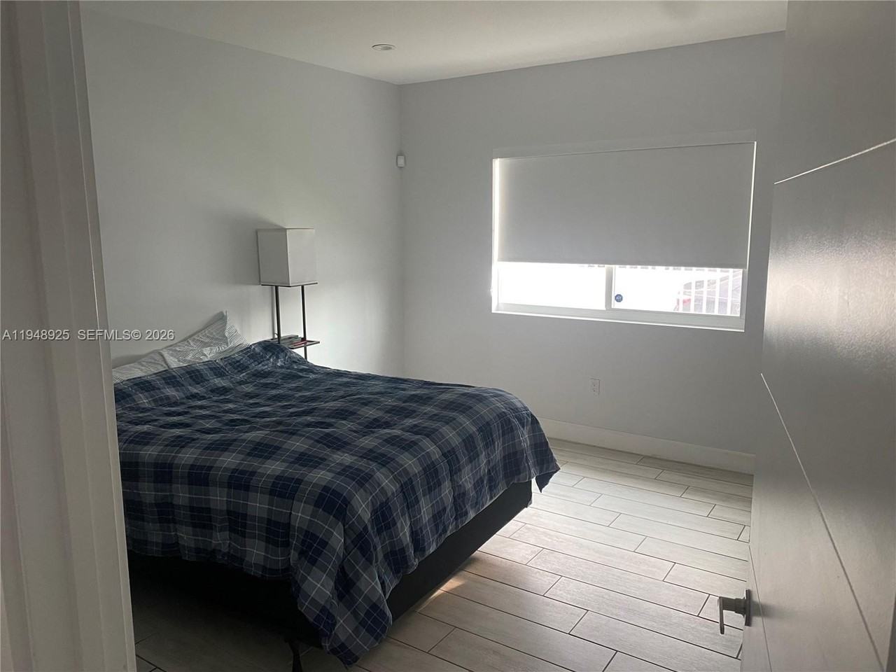 1177 Sw 13th St #0 - Photo 6 of 8