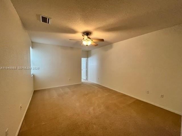 1932 Se 24th Ave - Photo 2 of 7