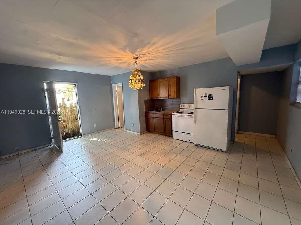 8201 Nw 5th Ct #BACK - Photo 3 of 9