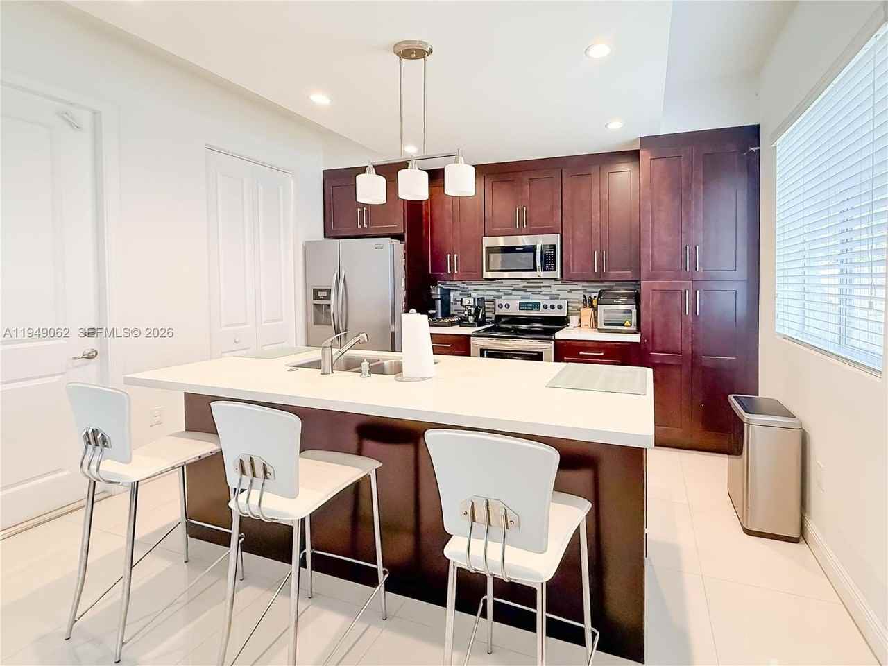 17931 Sw 152nd Ave - Photo 6 of 29