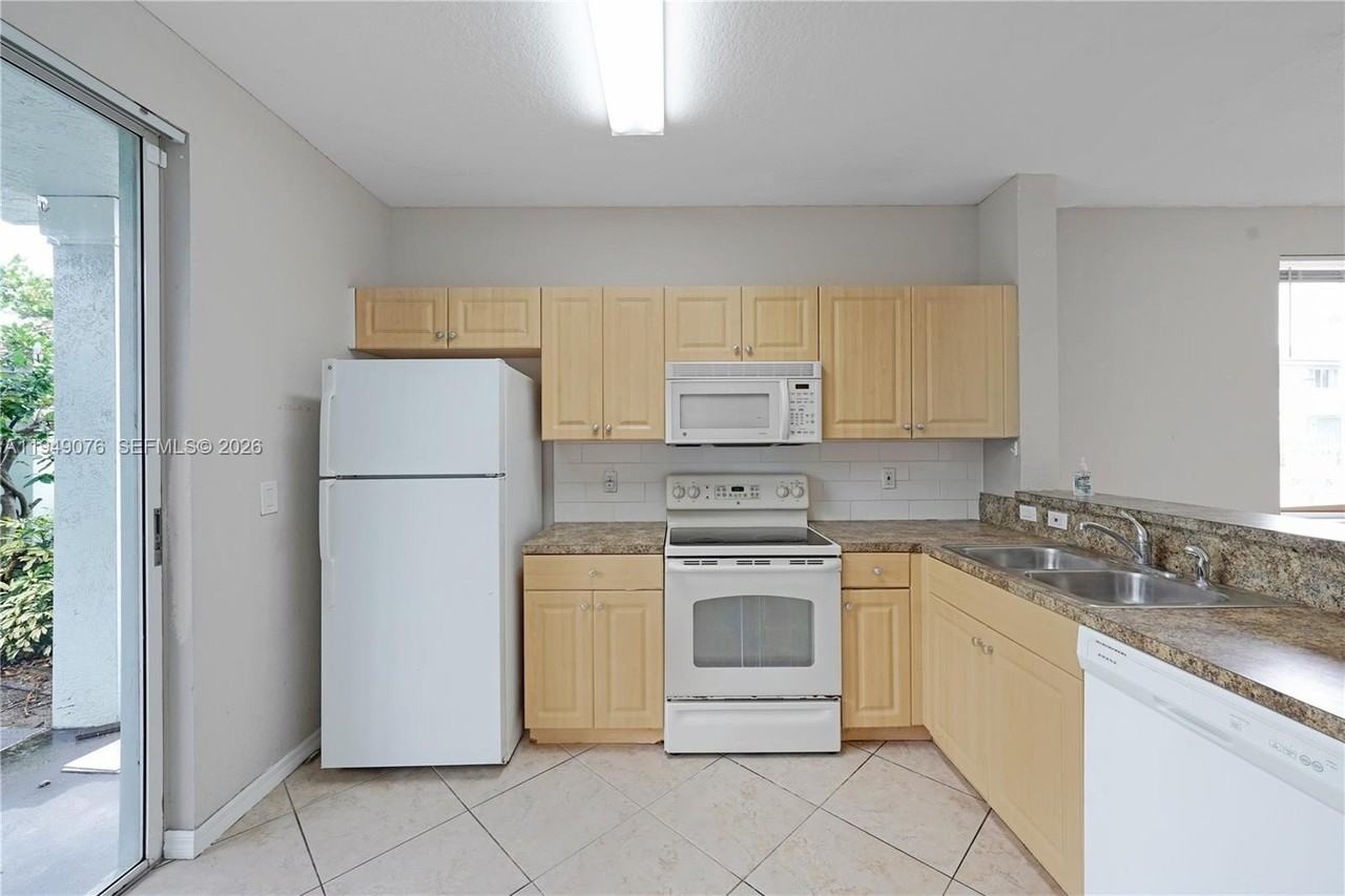 3533 Sonoma Dr - Photo 5 of 34