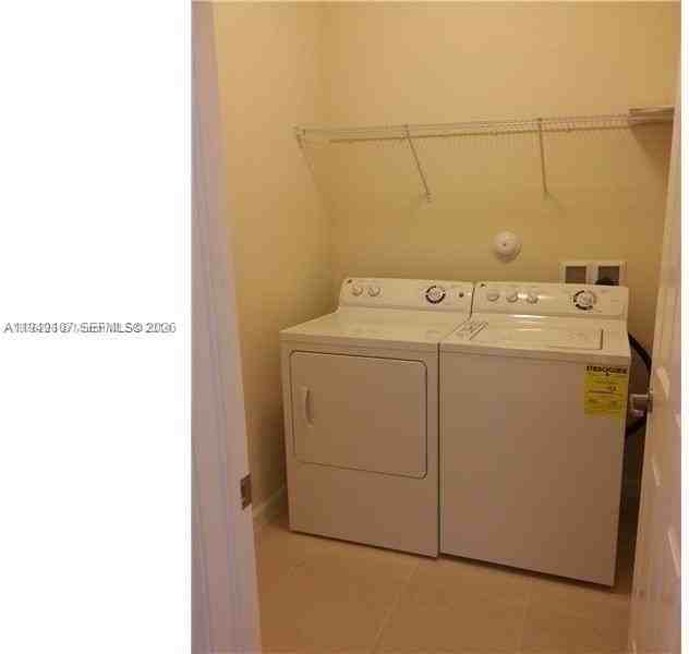 9578 Sw 168th Ave - Photo 5 of 11