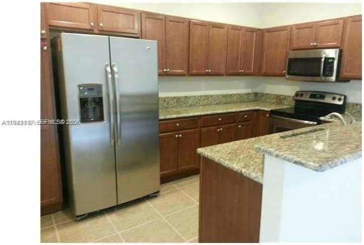 9578 Sw 168th Ave - Photo 6 of 11