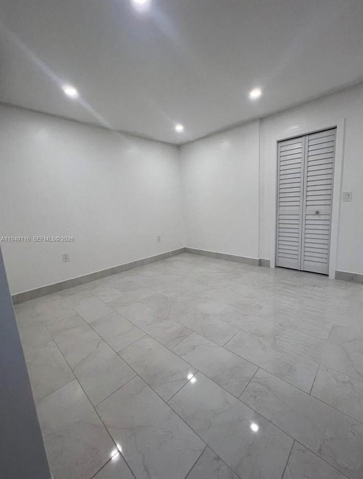 4331 Sw 147th Pl #0 - Photo 2 of 6