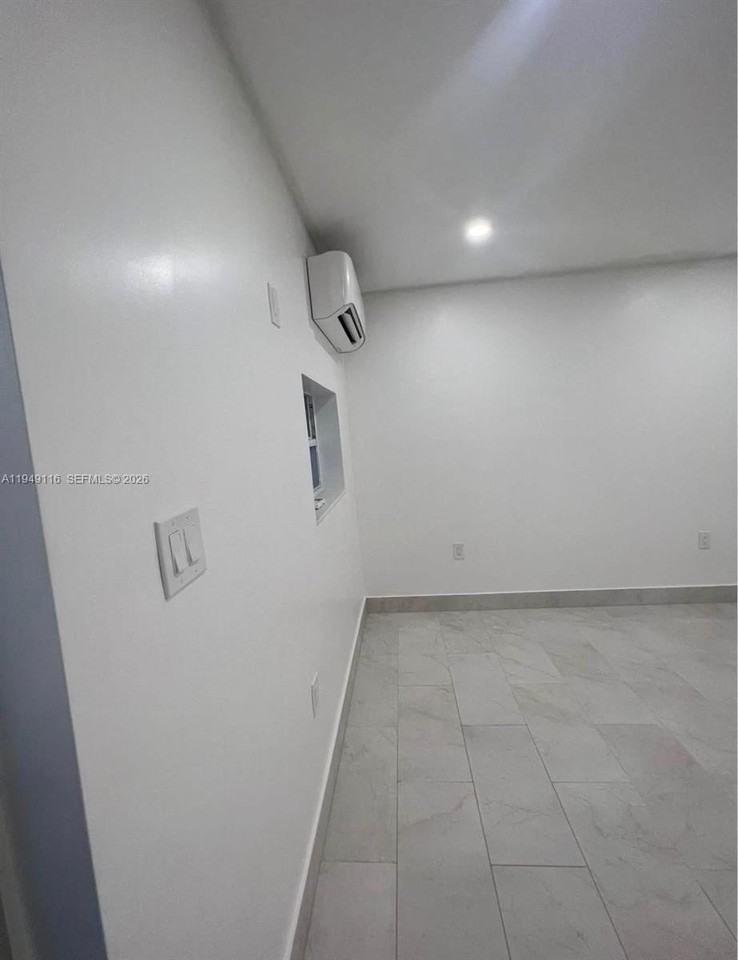 4331 Sw 147th Pl #0 - Photo 6 of 6