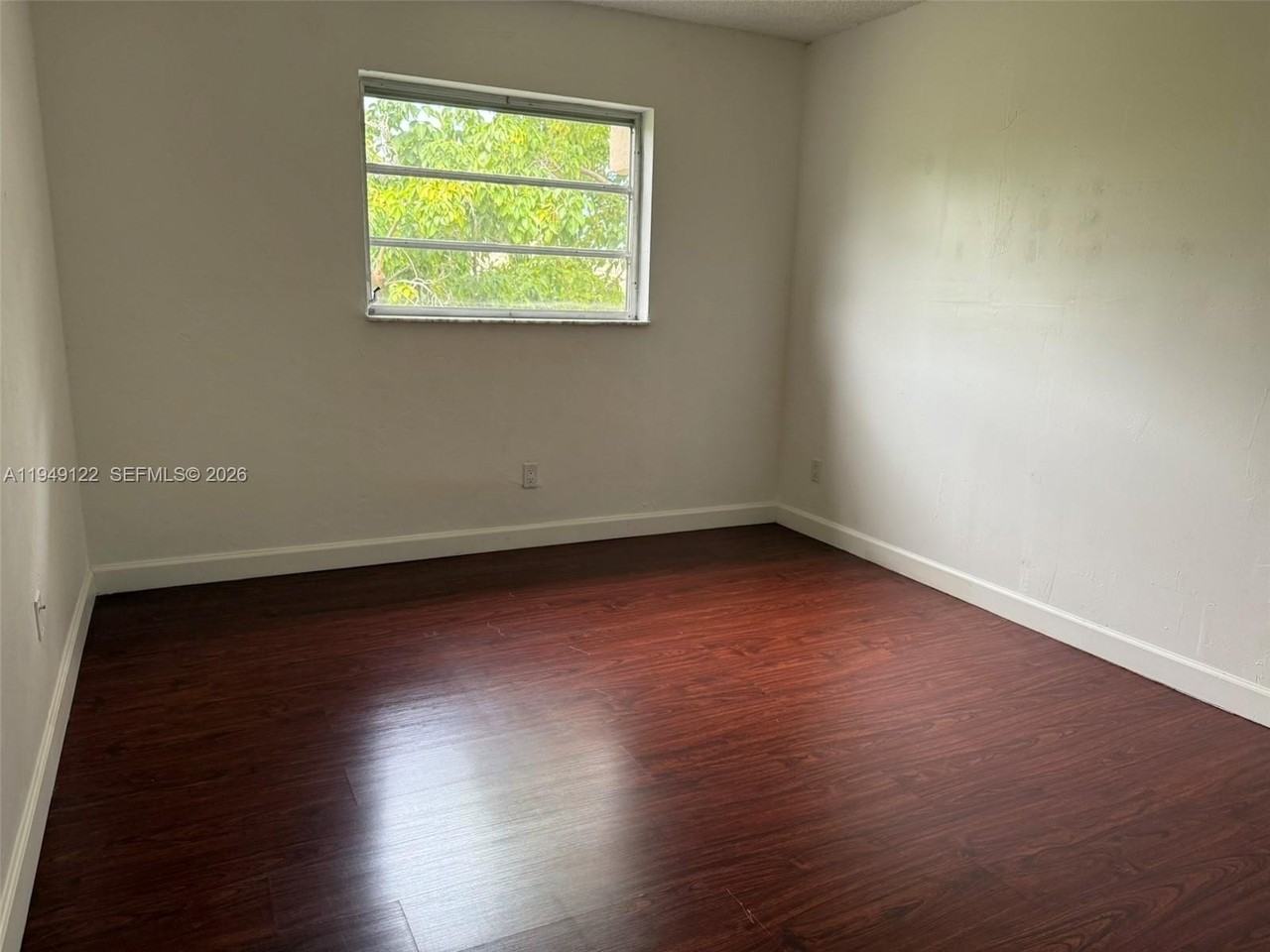 3860 Ne 170th St #412 - Photo 6 of 16