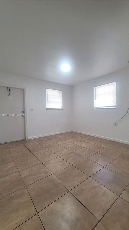 567 Nw 90th St #3 - Photo 7 of 16