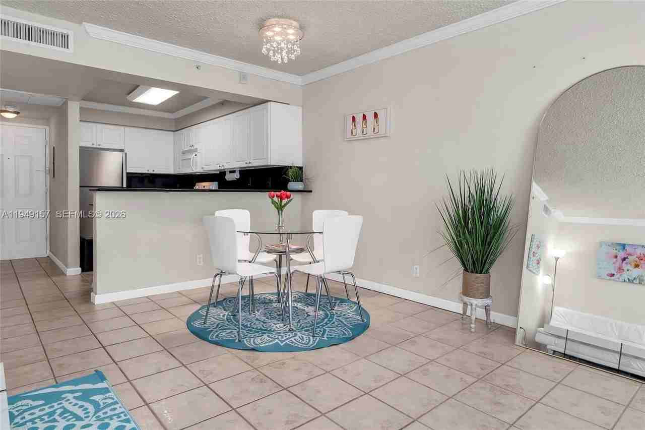 2501 S Ocean Dr #534 - Photo 3 of 31