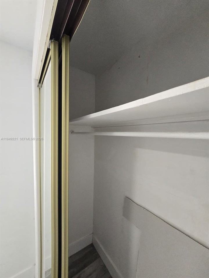 1220 Nw 180th Ter #1220 - Photo 5 of 8