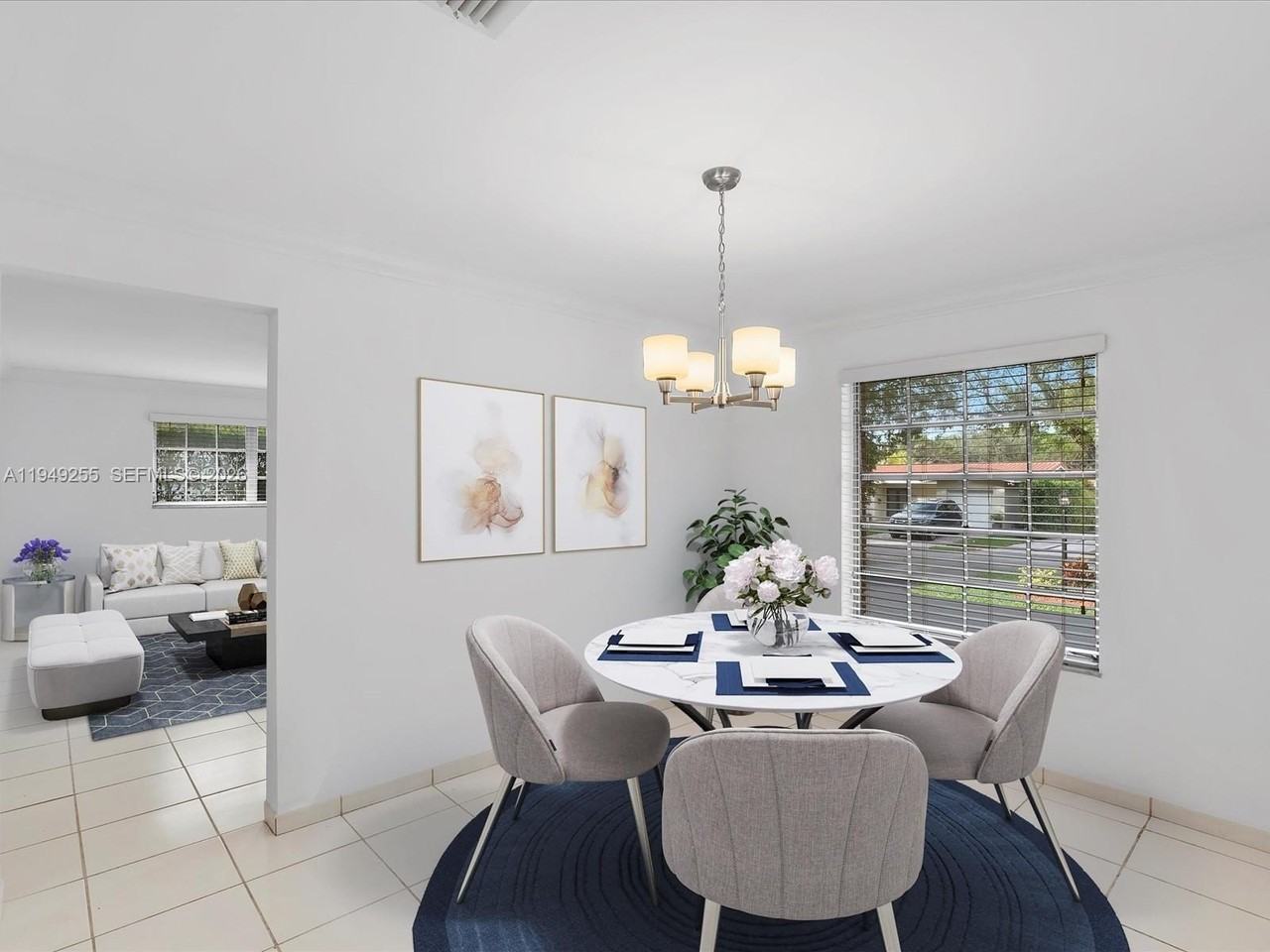 911 Pizarro St - Photo 4 of 18