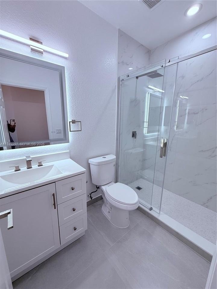 11202 Nw 83rd St #207 - Photo 2 of 27