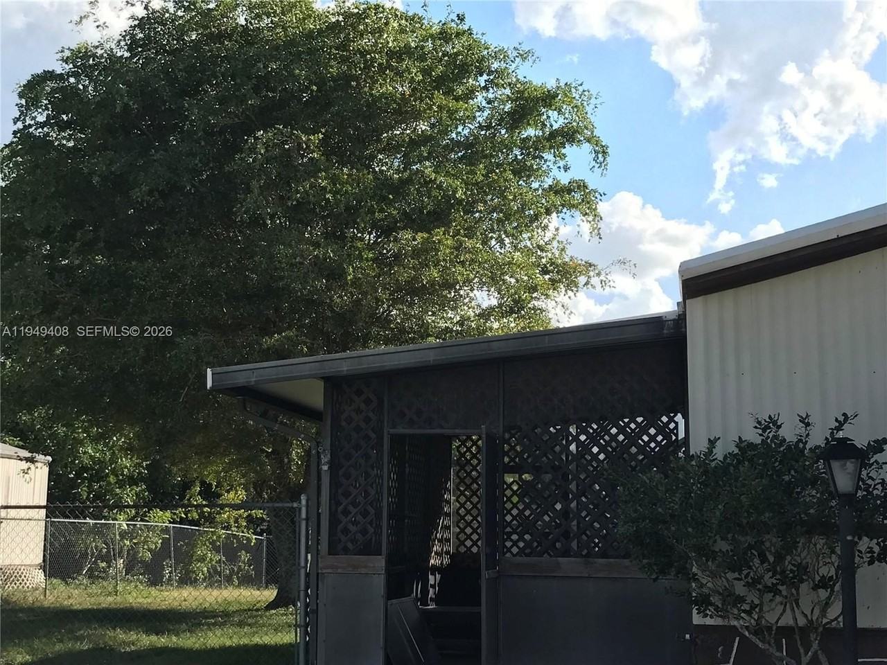 10618 S 228th Ln #A - Photo 4 of 7