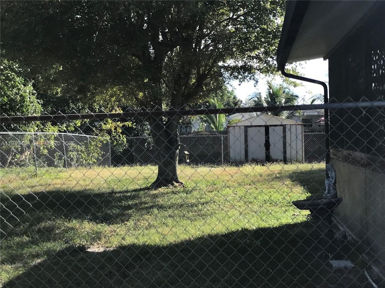 10618 S 228th Ln #A - Photo 5 of 7