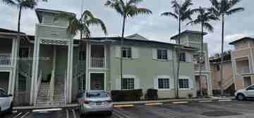 featured image of 2711 Ne 4th St #204