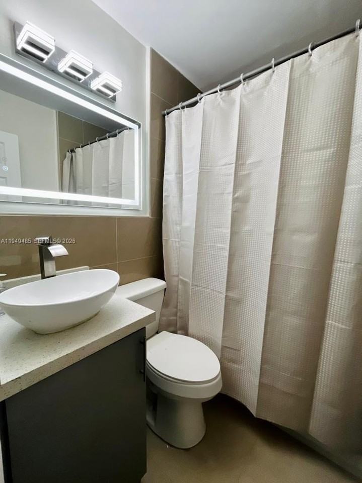 1320 Drexel Ave #201 - Photo 6 of 6