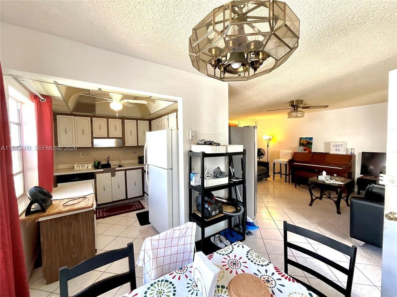 371 Burgundy H #H - Photo 7 of 39