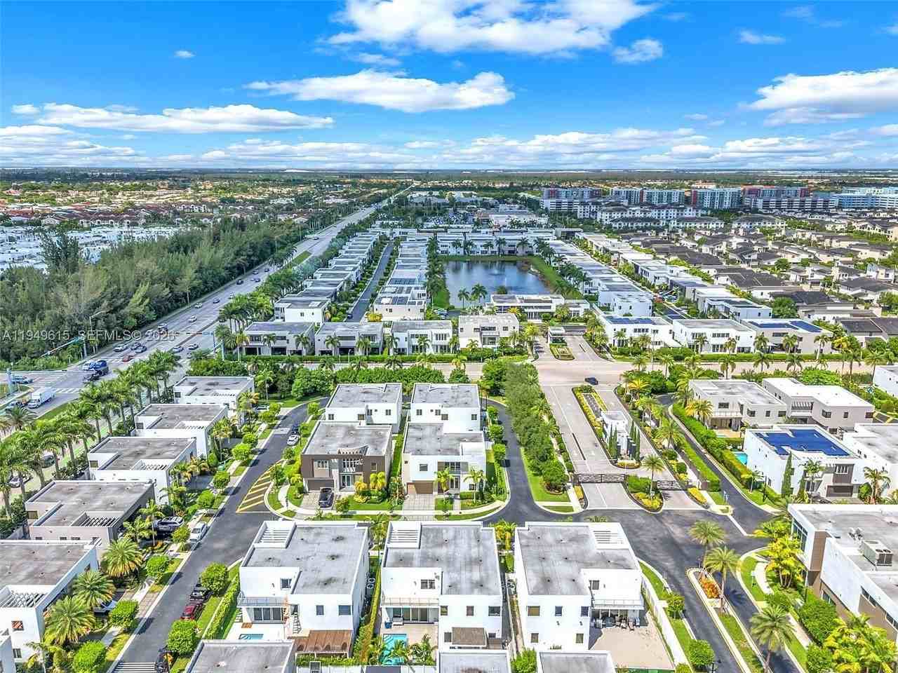 7457 Nw 101st Ave #7457 - Photo 6 of 50