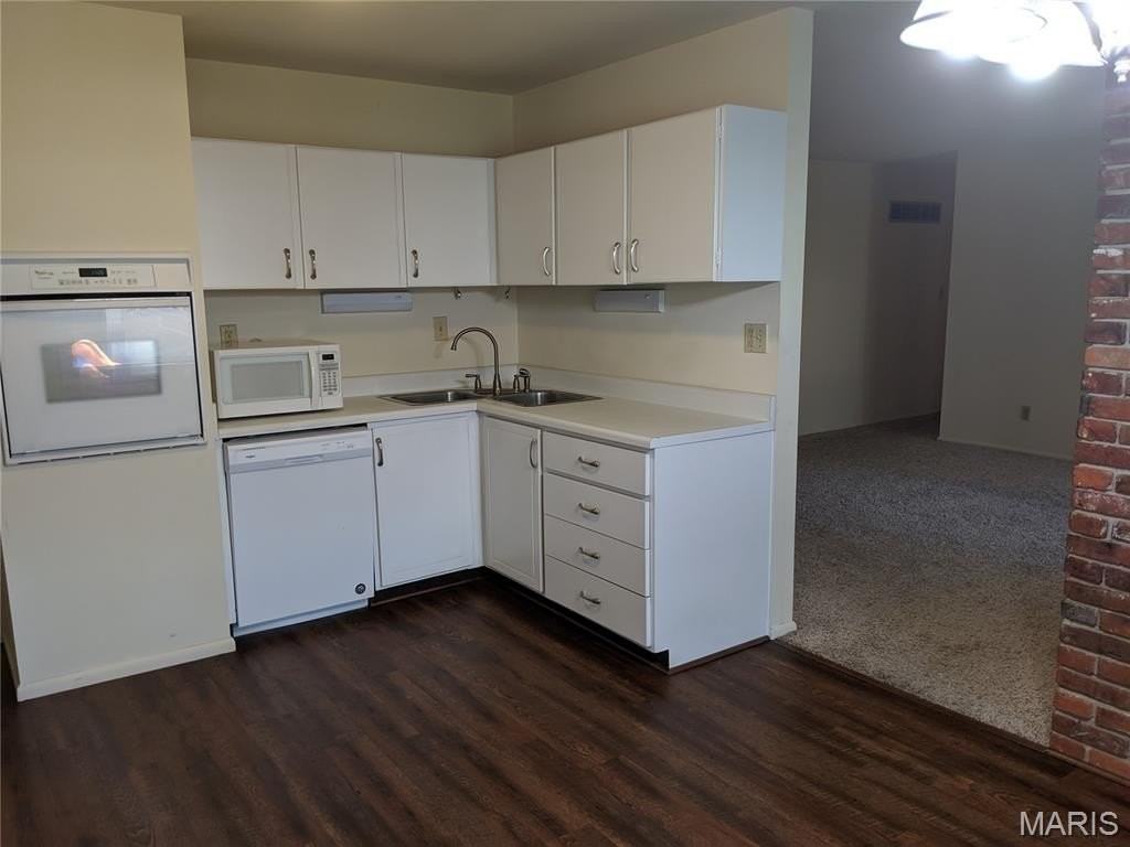 822 Dutch Mill Dr - Photo 6 of 15