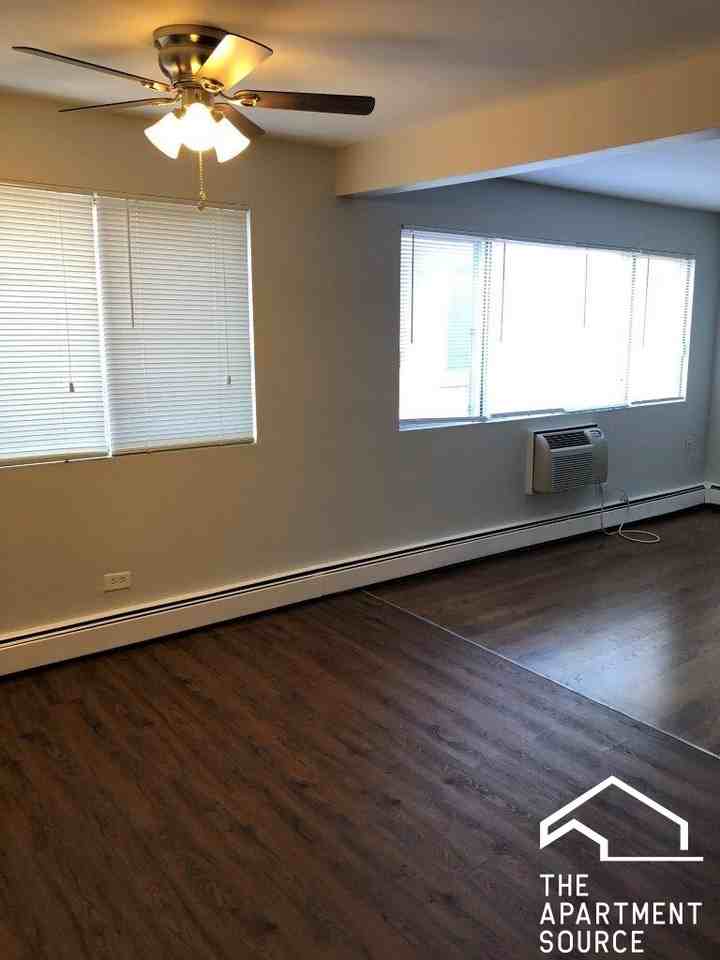 8549 Grand Ave #3W - Photo 4 of 12