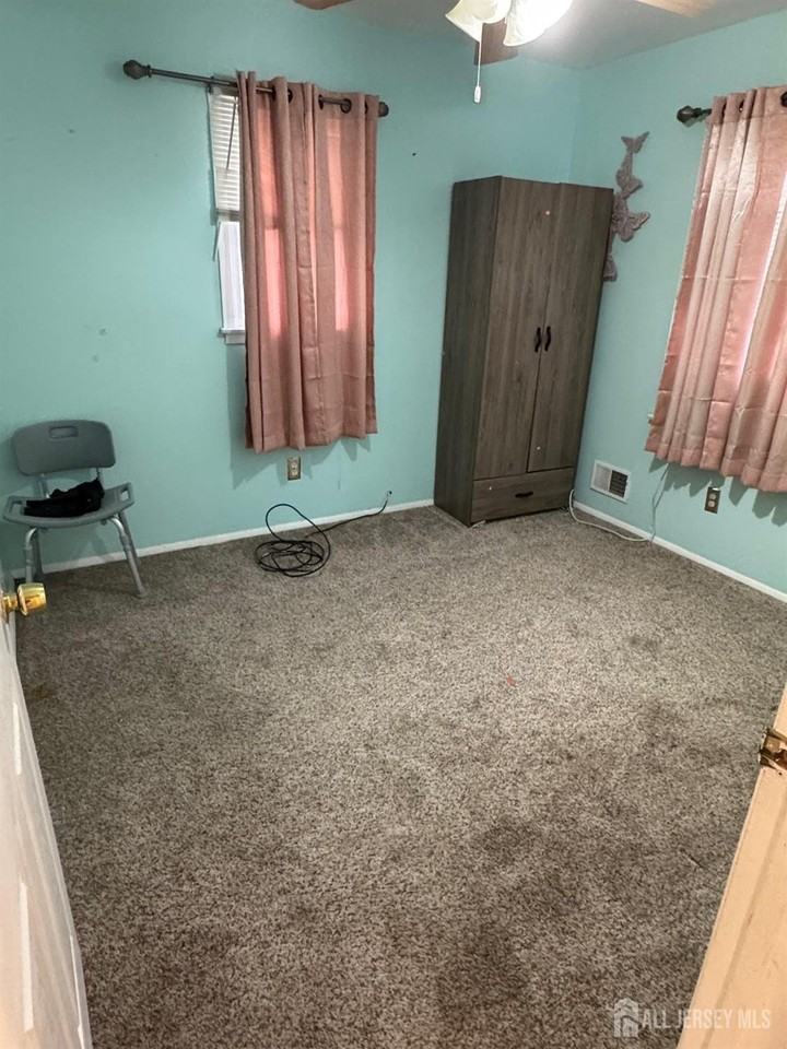 302 W Prospect Ave - Photo 6 of 13