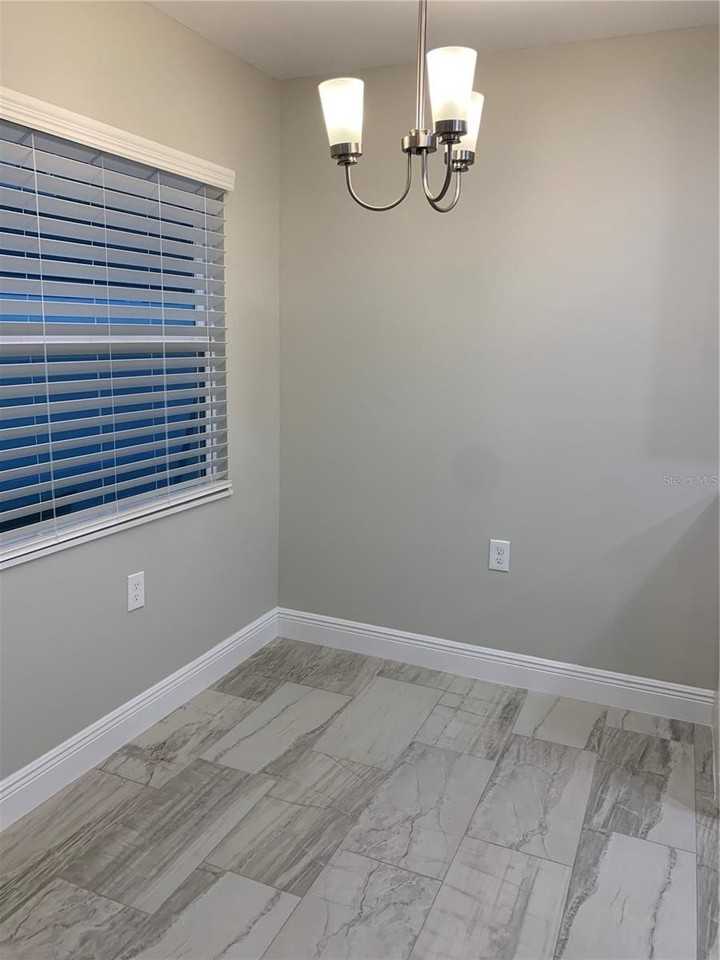 1742 8th St - Photo 6 of 19