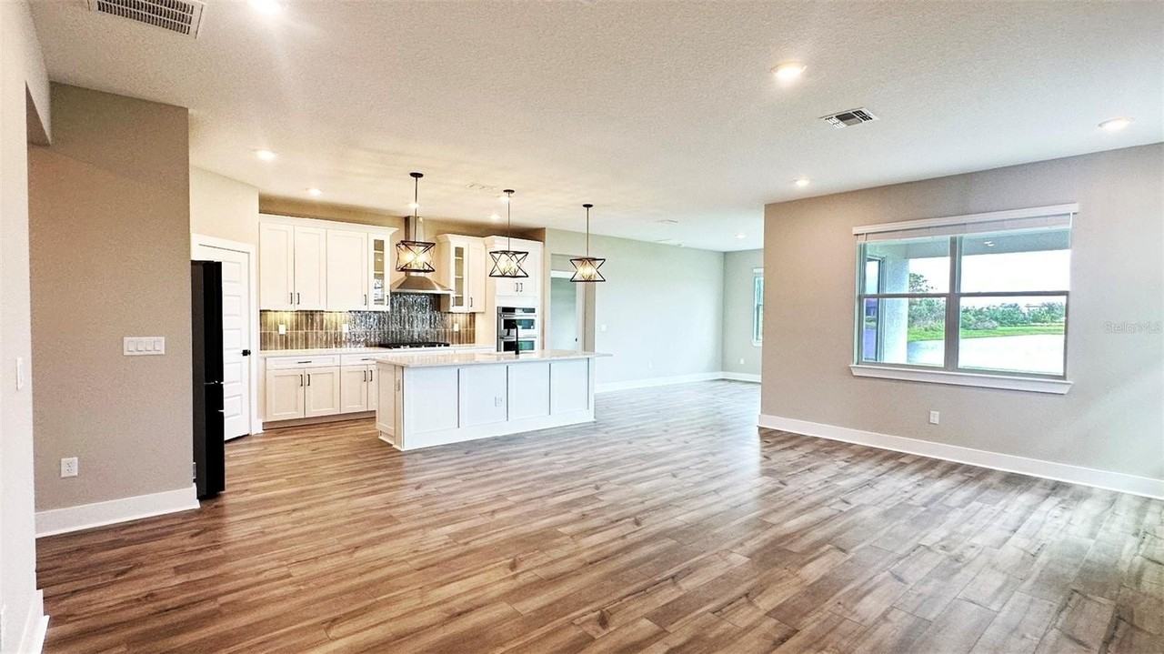 3619 Savanna Palms Ct - Photo 3 of 34