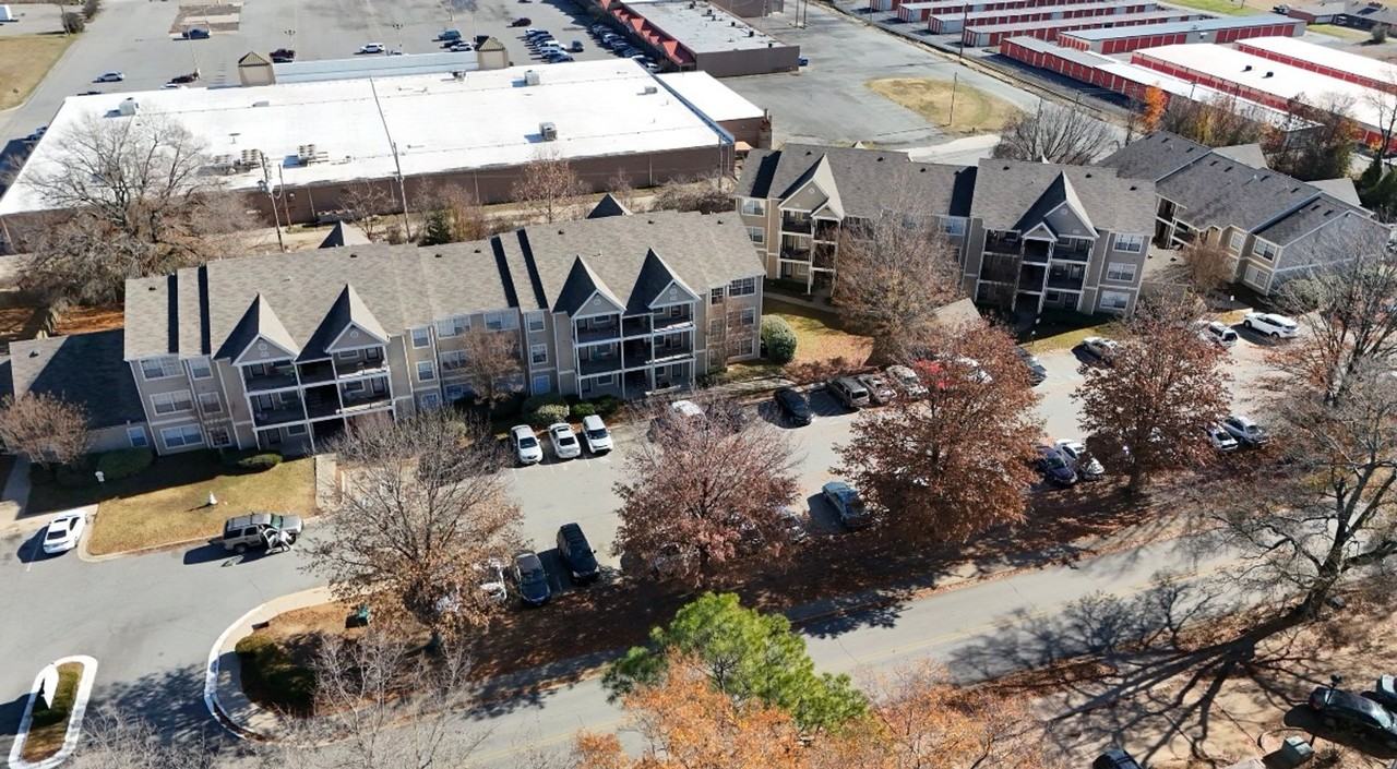 Timberwood Apartments - Photo 2 of 10