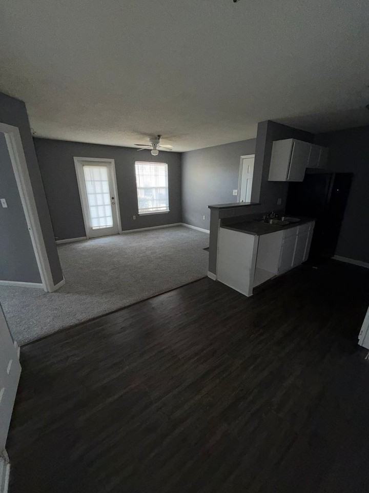 Timberwood Apartments - Photo 4 of 10