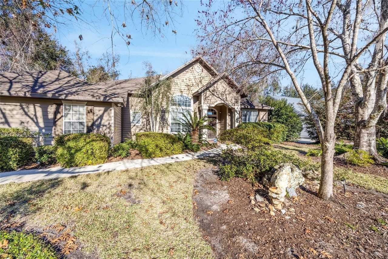 5130 Nw 80th Ave - Photo 3 of 50