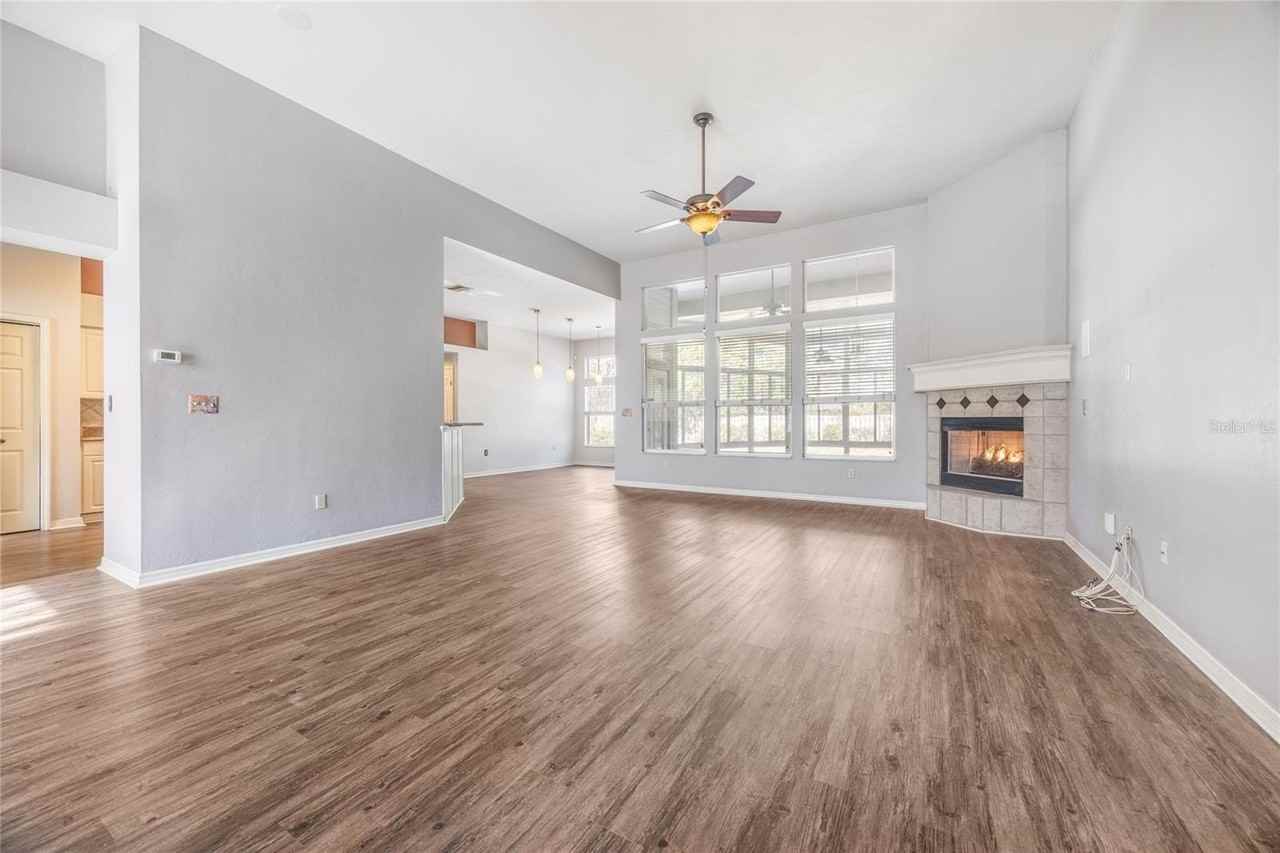 5130 Nw 80th Ave - Photo 6 of 50