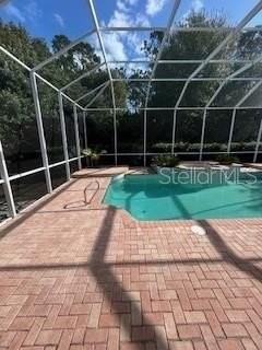 1033 Hampstead Ln - Photo 3 of 28