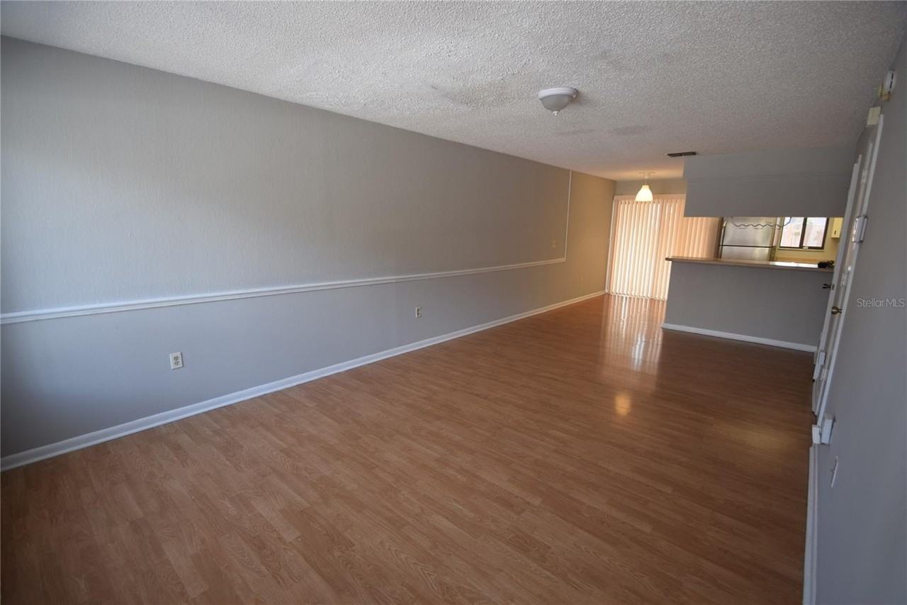 450 Market Sq E #450 - Photo 3 of 9