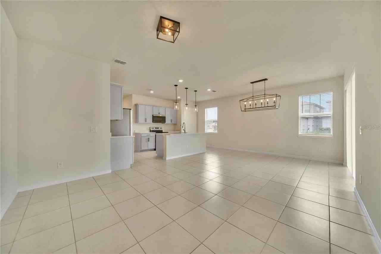 2601 Blowing Breeze Ave - Photo 3 of 23