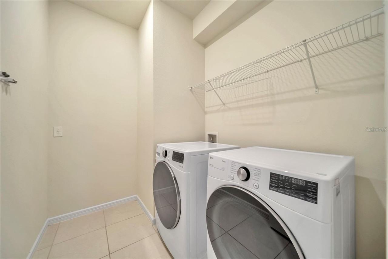 2601 Blowing Breeze Ave - Photo 7 of 23