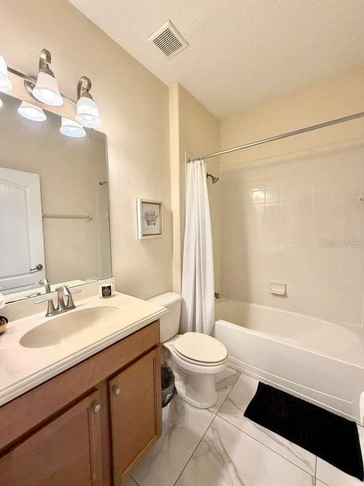 8894 Candy Palm Rd - Photo 4 of 50