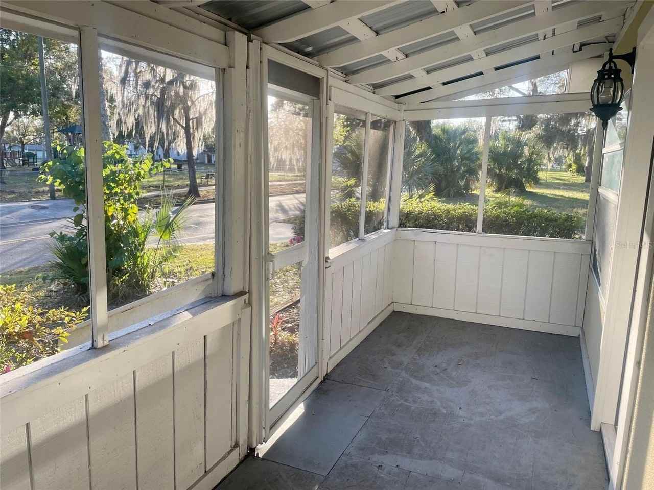 914 E 7th St - Photo 5 of 15