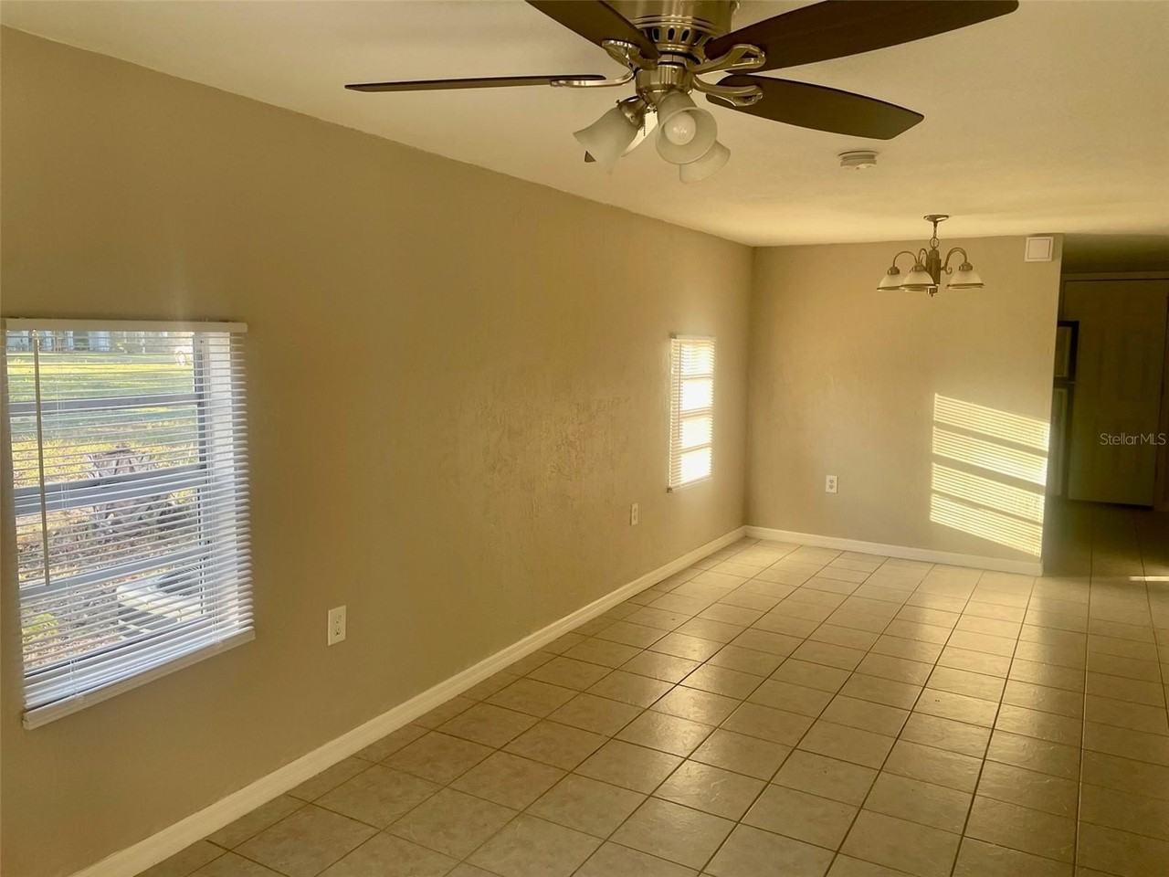 914 E 7th St - Photo 7 of 15