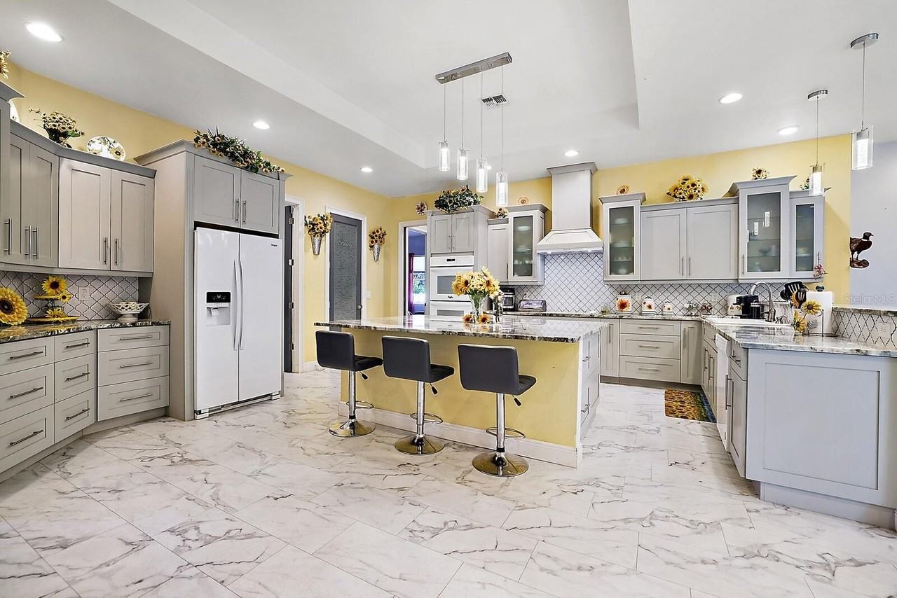 4562 Se 136th Ln - Photo 6 of 35